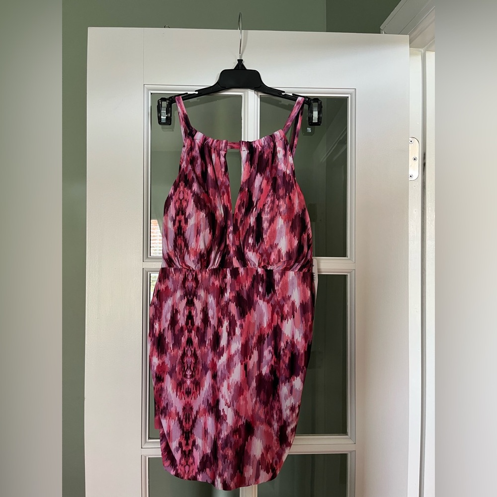Bathing suit top (tankini).  New